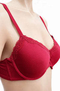 Hunkemöller сутиен 80C в бордо с дантела и мека подплата – снимка 2