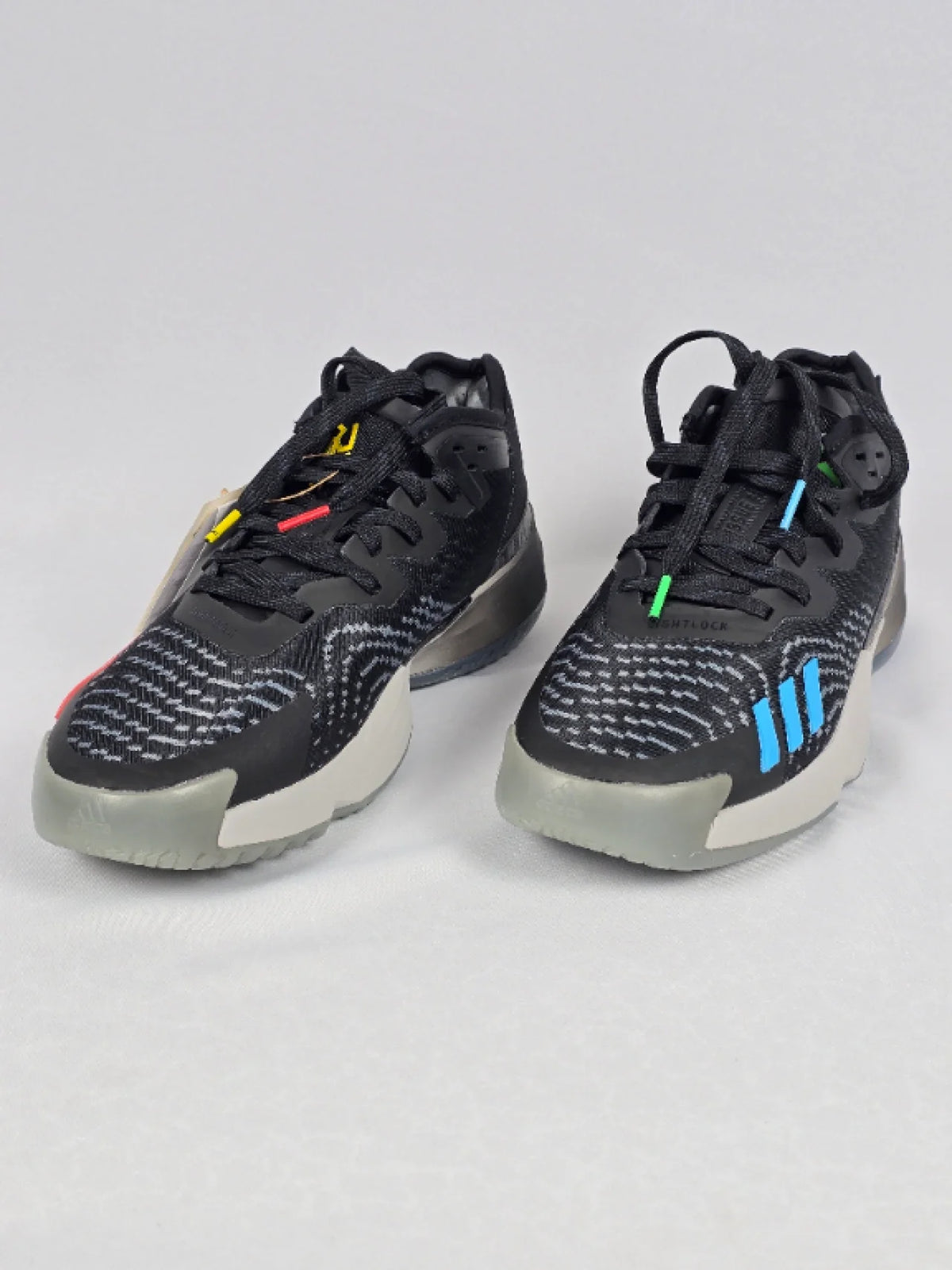 🔥 НОВИ Adidas D.O.N. Issue 4 – Оригинални баскетболни обувки (42 2/3)